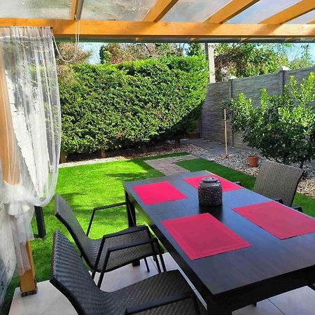Appartamento Baky House Balatonlelle Esterno foto