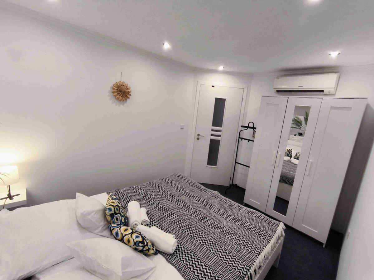 Appartamento Baky House Balatonlelle Esterno foto
