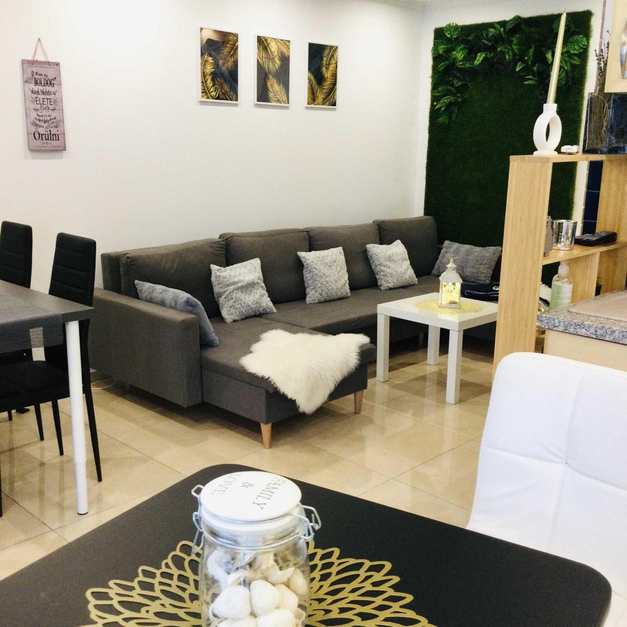 Appartamento Baky House Balatonlelle Esterno foto