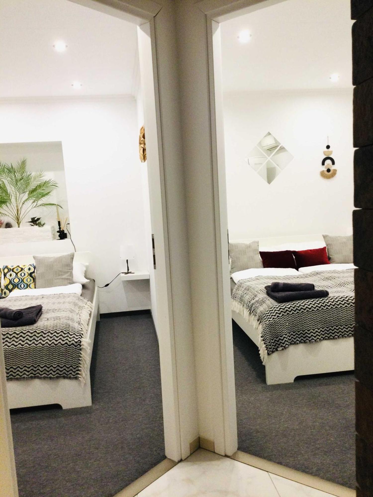 Appartamento Baky House Balatonlelle Esterno foto
