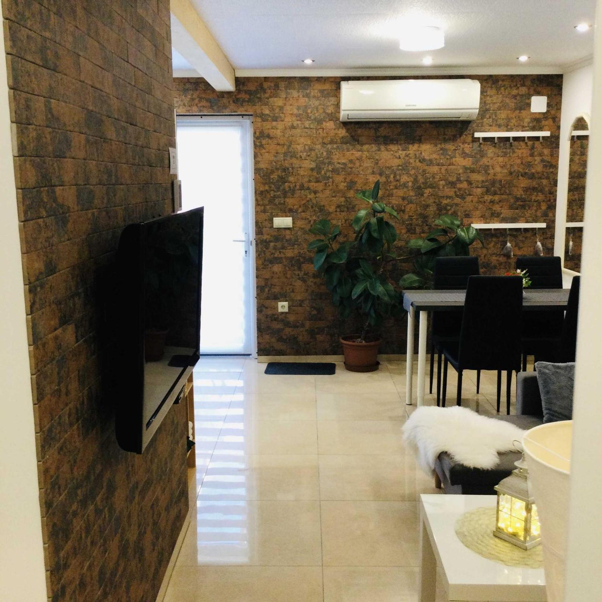 Appartamento Baky House Balatonlelle Esterno foto