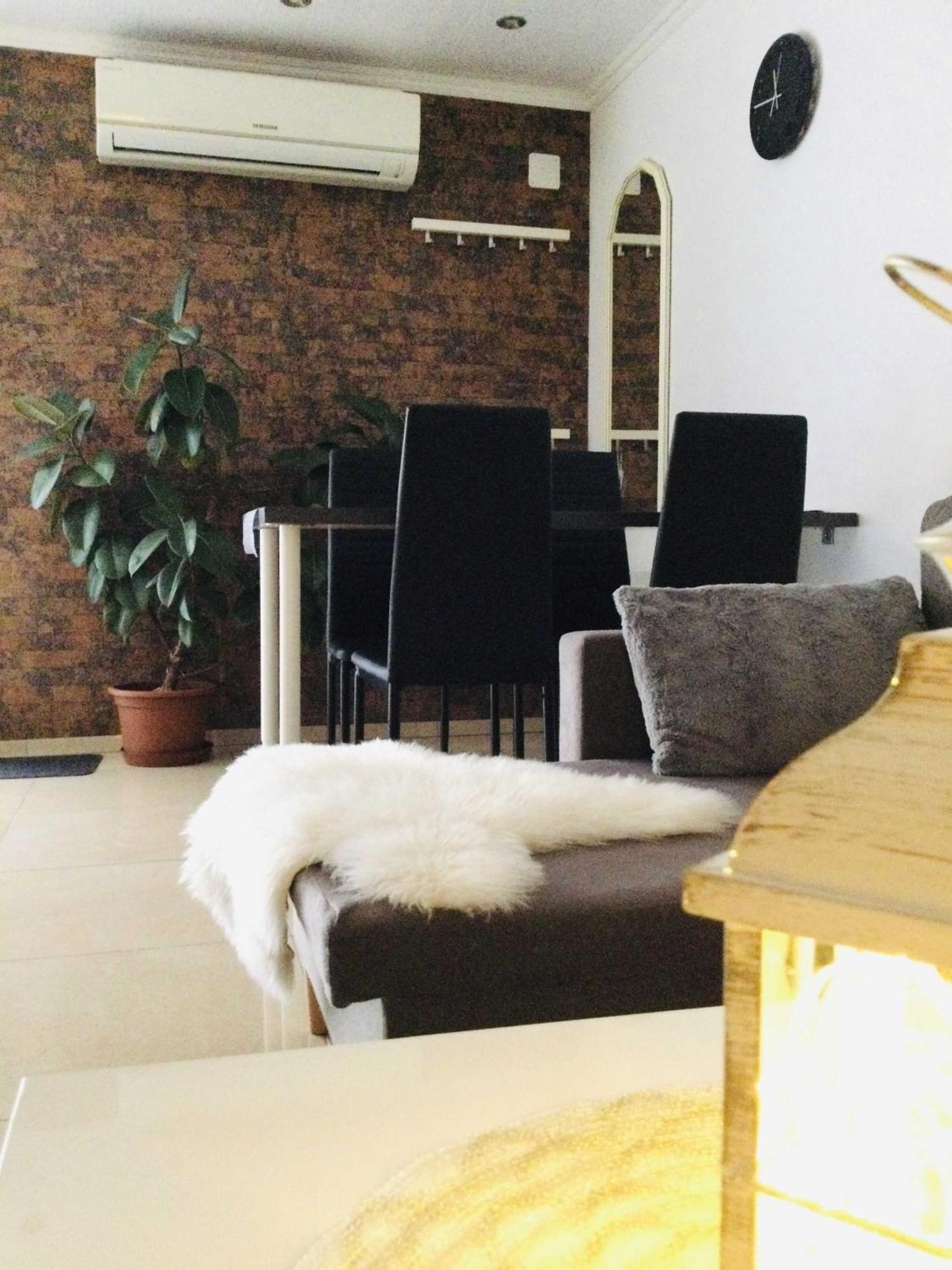 Appartamento Baky House Balatonlelle Esterno foto