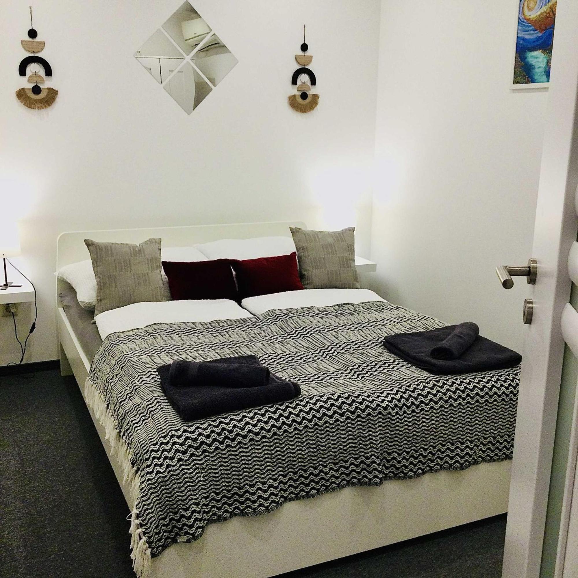Appartamento Baky House Balatonlelle Esterno foto