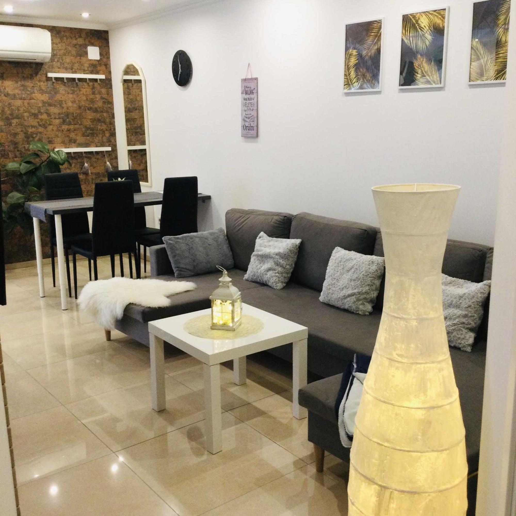 Appartamento Baky House Balatonlelle Esterno foto